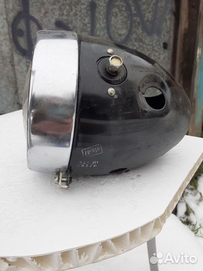 Фара для мотоцикла