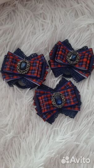 Броши школьные