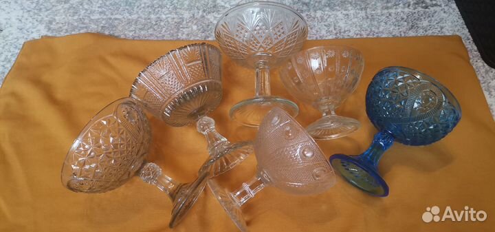 Ваза на ножке креманка