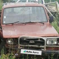 Isuzu Trooper 2.3 MT, 1987, битый, 230 000 км, с пробегом, цена 25 000 руб.