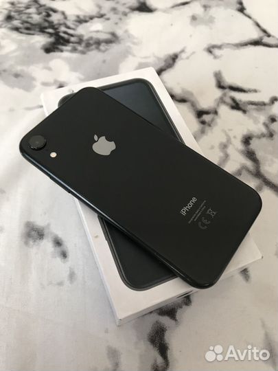 iPhone Xr, 64 ГБ