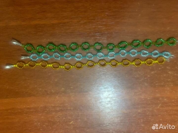 Браслет из бисера