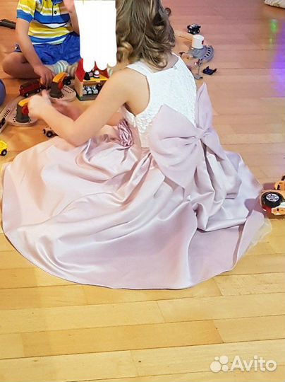 Нарядное платье для девочки 116 122