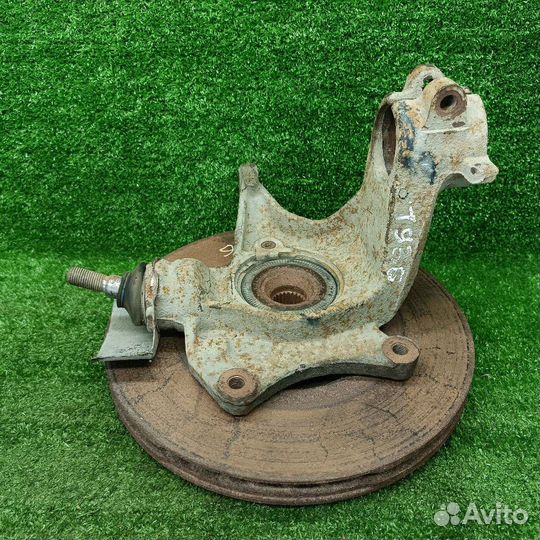 Кулак передний левый Citroen C5 рест. 2005 364664