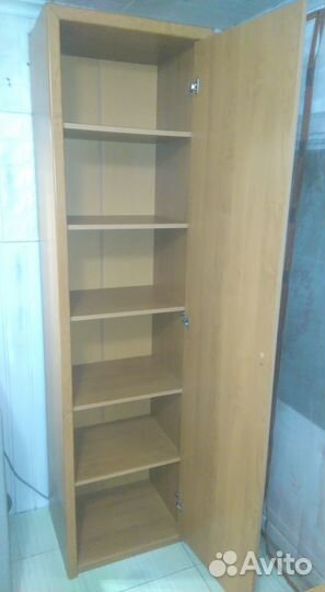Шкаф