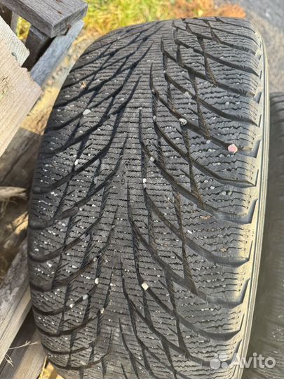 Nokian Tyres Hakkapeliitta R2 SUV 245/45 R19 102R