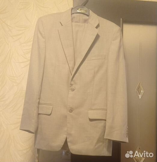 На свадьбу костюм 176 92 светлый Синар