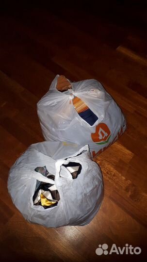 Отдам 2 пакета разных вещей,р.44-46-48.Обмен