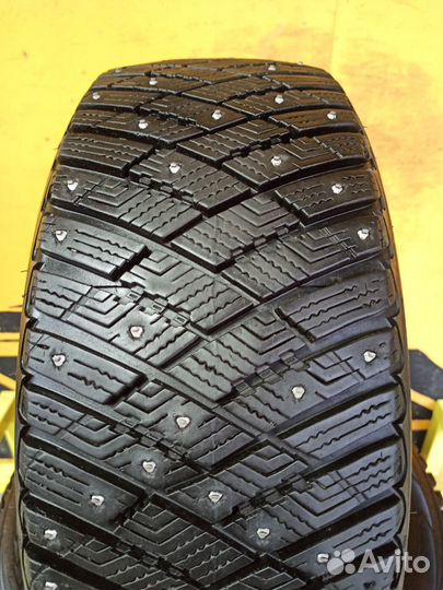Goodyear Ultragrip Ice Arctic 205/50 R17