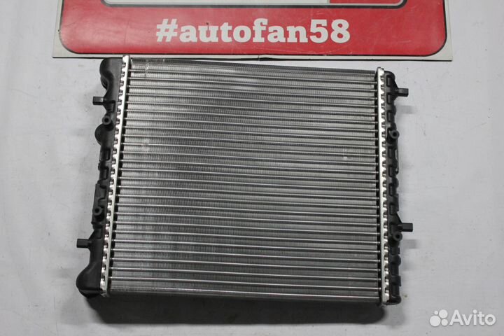 Радиатор двигателя Volkswagen / Seat / Skoda