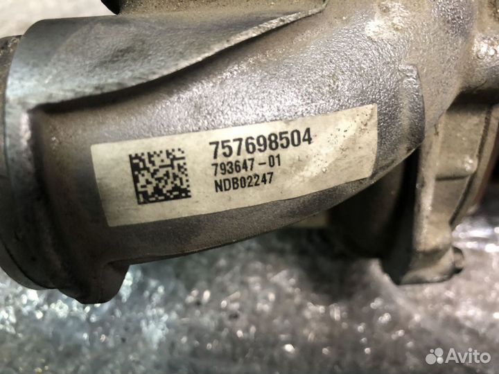 Турбонагнетатель Garrett 4.4L BMW 5 7 F01 F10 N63