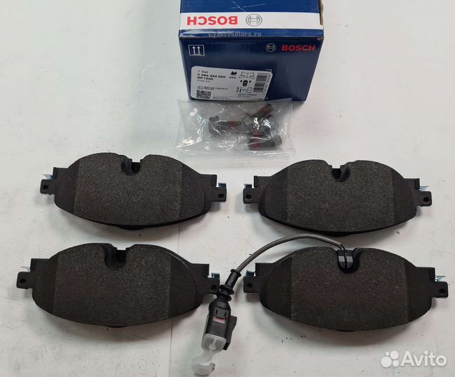 Колодки тормозные передние VW Tiguan/Passat