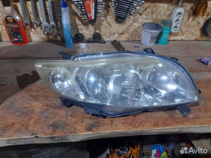 Фара toyota corolla 150