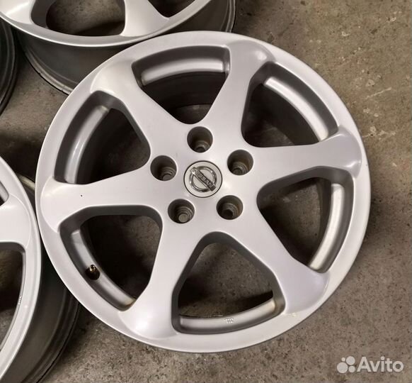Комплект оригиналов Nissan R17 5*114.3 Б/П по РФ
