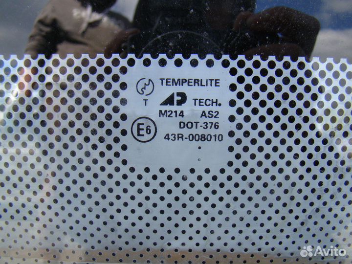 Заднее стекло Saturn SL сатурн сл