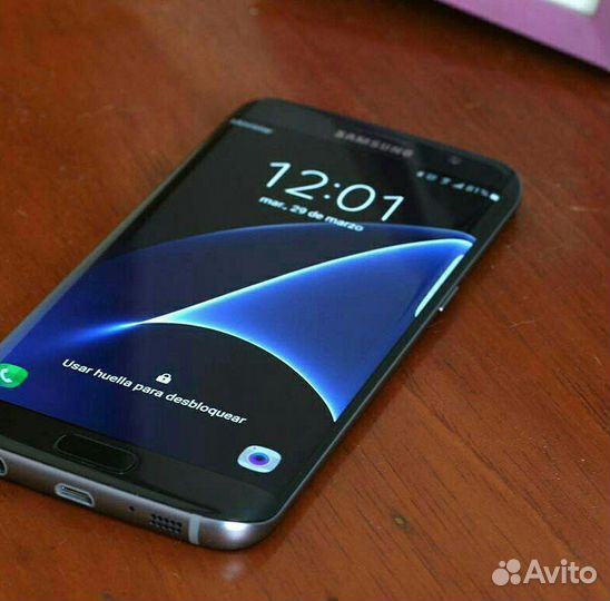 Samsung Galaxy S7, 4/32 ГБ