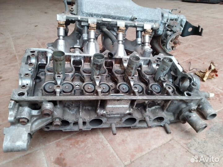 Toyota Carina E Головка гбц