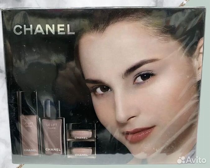 Chanel LE Lift набор кремов для лица 4 в 1. Новый