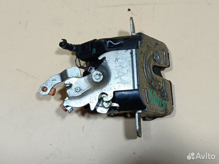 Замок багажника Mitsubishi Colt Z32/Z34/Z36/Z39