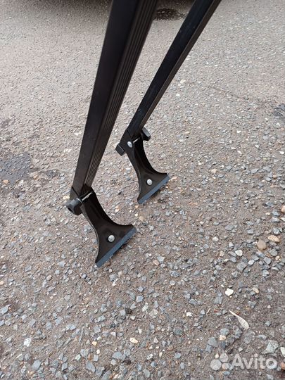 Рейлинги на крышу на водостоки