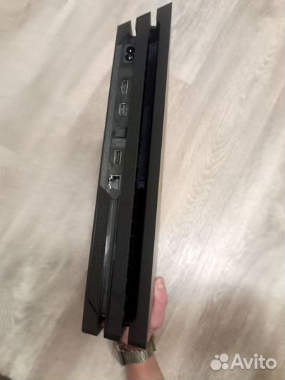 Sony PS4 Pro 1tb