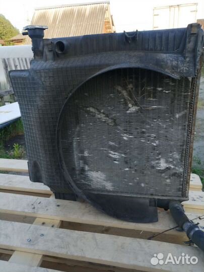 Радиатор с кожухом Мерседес Т-1
