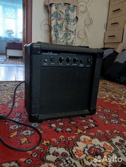 Гитарный комбоусилитель 15ват