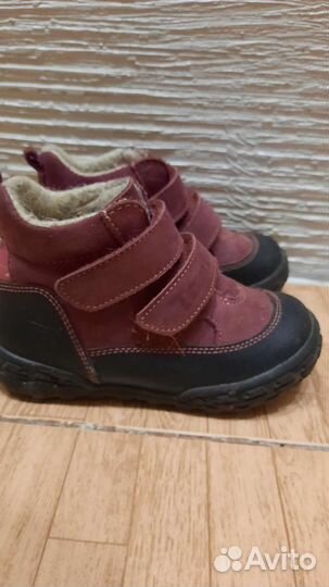 Ботинки на девочку