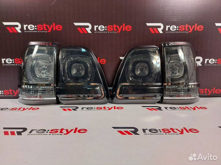 Стопы Toyota Land Cruiser 100 дымчатые T1826