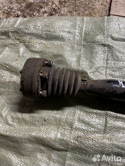 Привод правый Skoda Fabia 2001г 1.4 AUB