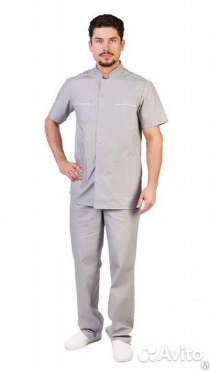 Медицинский костюм новый р.52-54