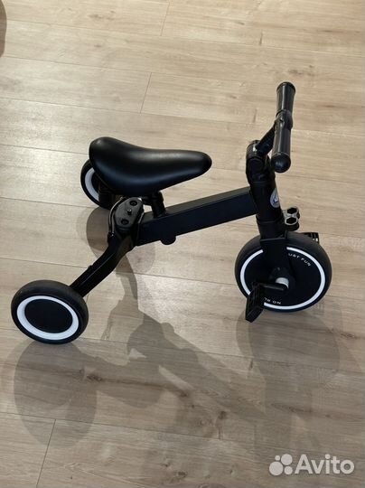 Беговел-велосипед Happy Baby Adventure