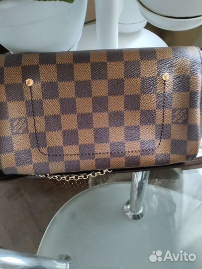 Клатч Louis Vuitton favorite