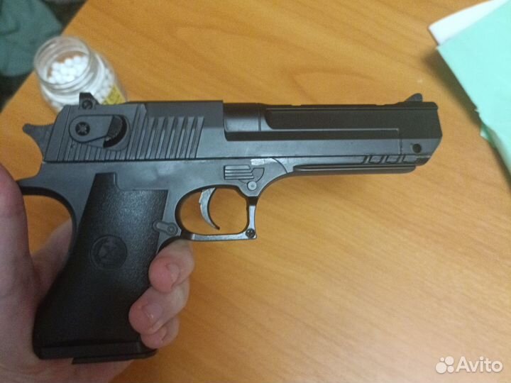 Детский железно-пластиковый пистолет