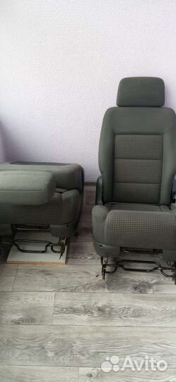 Дополнительное сидение в автомобиль