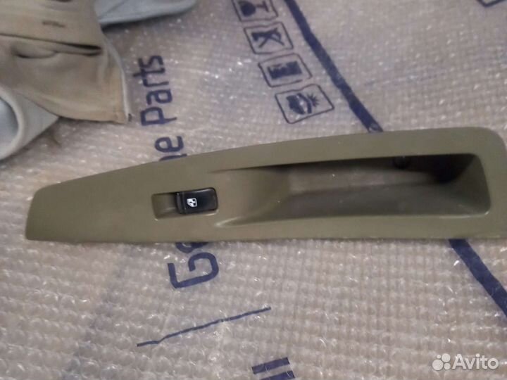 Шевроле Лачетти - кнопока стеклоподъемника