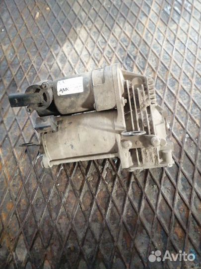 Компрессор пневмоподвески mercedes w164 x164 ml
