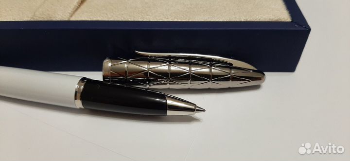 Роллер-ручка Waterman Carene