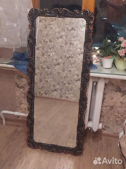 Зеркало для спальни