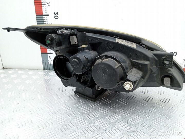 Фара передняя для Peugeot-Citroen C5 1 6204X4