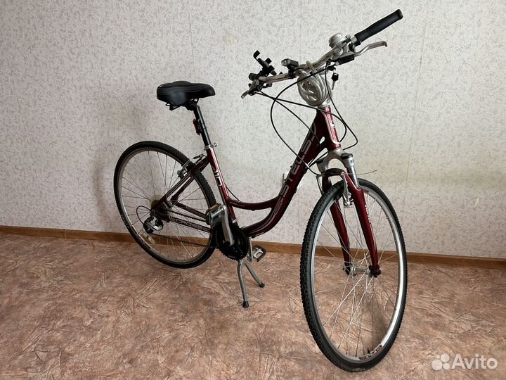 Женский велосипед Stels 700 Cross 110 Lady (2016)