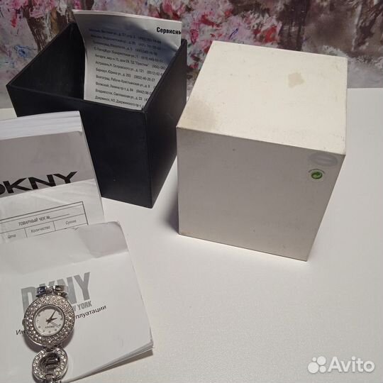 Часы dkny новые