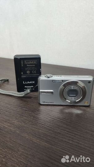 Компактный фотоаппарат Panasonic Lumix DMC-F4