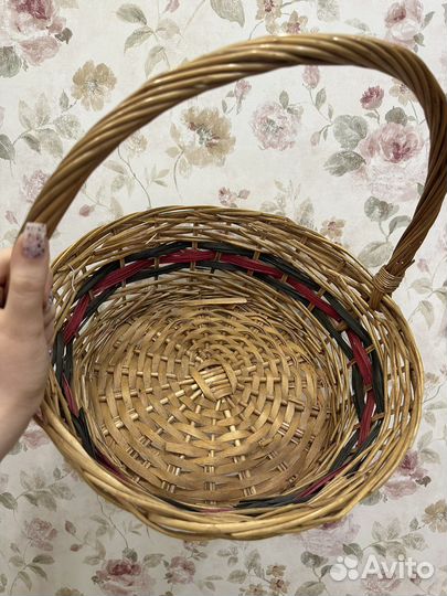 Корзинка плетеная