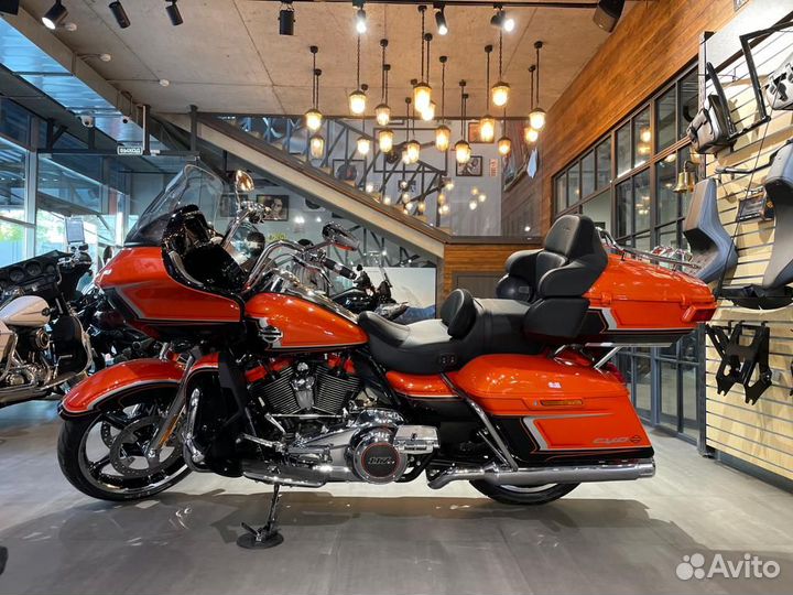 CVO Road Glide Limited Harley-Davidson Wicked Ora
