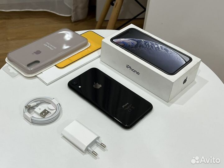 iPhone Xr, 64 ГБ