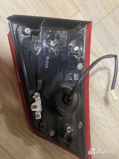 Фонарь крышки багажника mitsubishi outlander 3