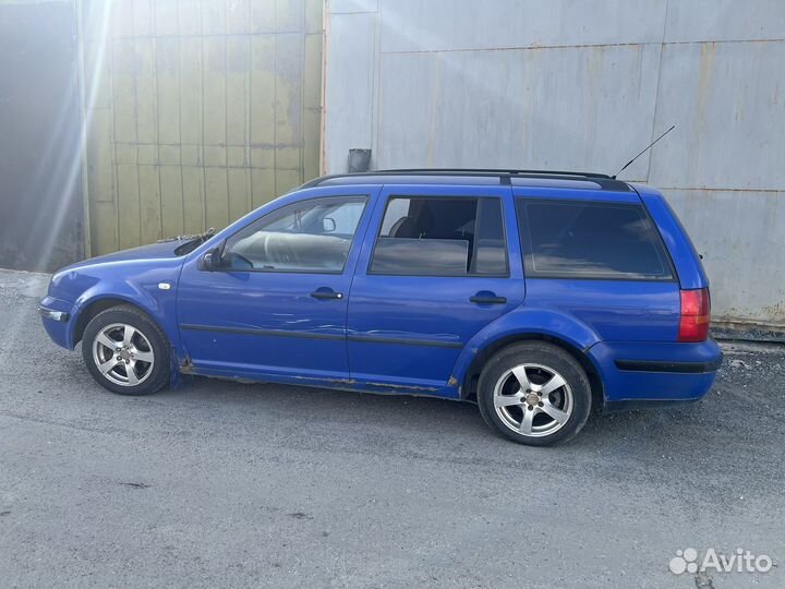 Volkswagen Golf 4 в разборе