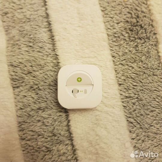 Коробка от airpods pro