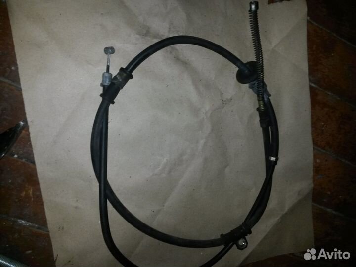 Тросик ручного тормоза Mitsubishi RVR